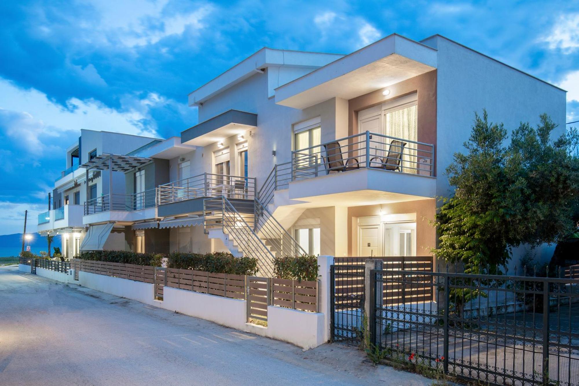 Aphrodite Residential Complex Ofrinion Luaran gambar